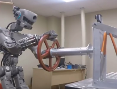 Δείτε τα νέα όπλα-ρομπότ που ετοιμάζει η Ρωσία (βίντεο)